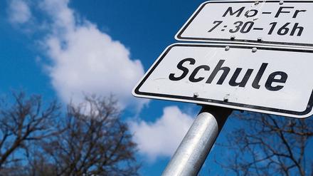 Wieder zur Schule? Ob der Unterricht in Brandenburg wieder beginnen kann, ist noch ungewiss.