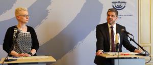 Amtsärztin Kristina Böhm und Potsdams Oberbürgermeister Mike Schubert (SPD).