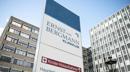 Das Bergmann-Klinikum steht nach Corona-Ausbruch in der Kritik.  