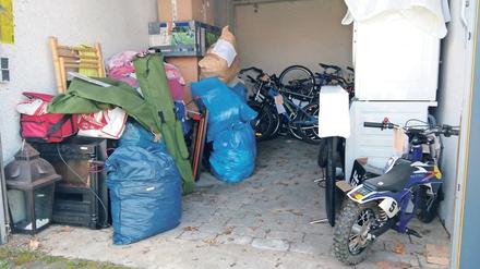 Chaotisch. Ein Blick in eine Garage, in der die Brandenburger Polizei 2019 Beweismittel aufbewahrte.