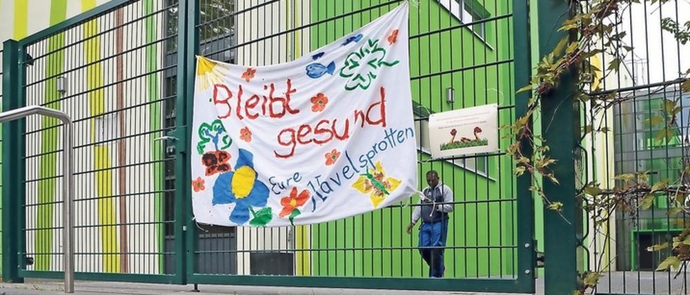 Bei Potsdams Kitaträgern wird das Personal knapp. Nun sollen auch ältere Erzieher helfen.