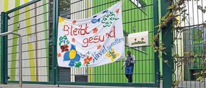 Bei Potsdams Kitaträgern wird das Personal knapp. Nun sollen auch ältere Erzieher helfen.