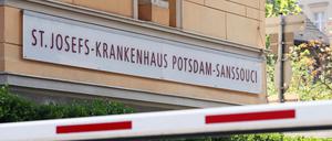 Im St. Josefs-Krankenhaus werden die Testergebnisse ausgewertet. 