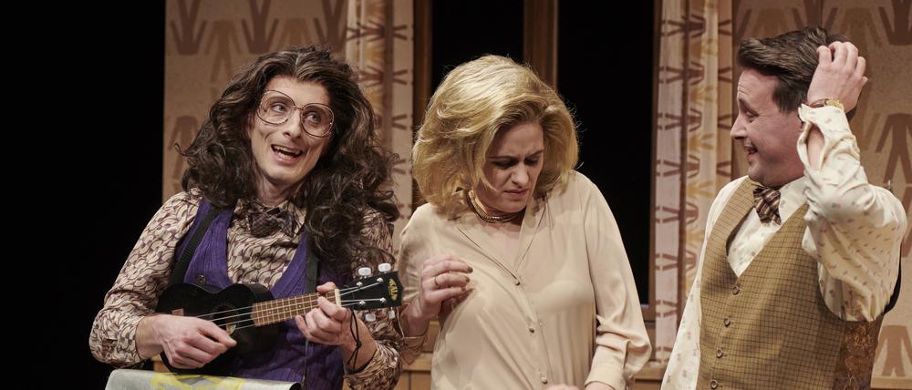Jacob Keller, Alina Wolff und Arne Lenk in "Die Mitwisser".