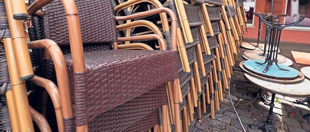 Die seit Ende März geschlossenen Gaststätten und Cafés in Brandenburg sollen ab 15. Mai nach und nach wieder öffnen dürfen.