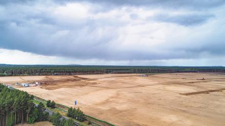 Der US-amerikanische Elektroauto-Hersteller plant eine zweite und dritte Ausbaustufe auf dem bereits gerodeten Areal bei Grünheide. 
