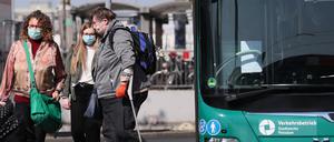 Tickets können demnächst auch wieder im Bus gekauft werden. 