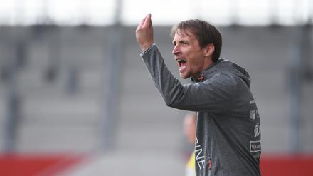 Coach Matthias Rudolph hat kein Verständnis für die Entscheidungen von Lara Prasnikar und Caroline Siems. 