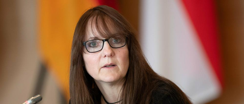 Allein für 2020 muss Finanzministerin Katrin Lange (SPD) mit einem Defizit von 1,1 Milliarden Euro rechnen. 