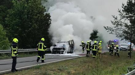 Am Samstagmorgen hat ein Wohnmobil auf der A115 Feuer gefangen.