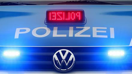 Ein Einsatzfahrzeug der Polizei (Symbolbild).