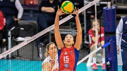 Ana Tiemi Takagui gewann mit Brasiliens Nationalteam unter anderem Silber bei den Panamerikanischen Spielen. 