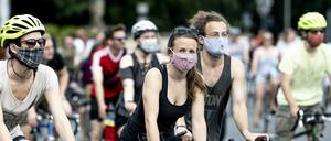 Hunderte Radfahrer hatten sich an der Demo beteiligt.