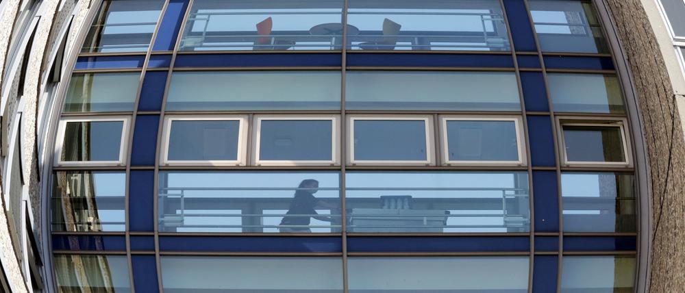 Blick ins Potsdamer Klinikum, aufgenommen mit einem speziellen Objektiv.