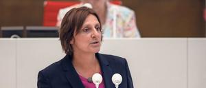Wirrwarr oder mit Maß? Bildungsministerin Ernst wehrte sich gegen Kritik.