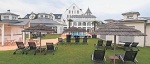 Platz genug. Das Resort Schwielowsee ist an den Wochenenden schon wieder zu 80 Prozent ausgelastet – was aus Sicht der Hotelleitung auch an der Weitläufigkeit des Geländes liegt. Es fehlen aber wie überall die Geschäftskunden. 