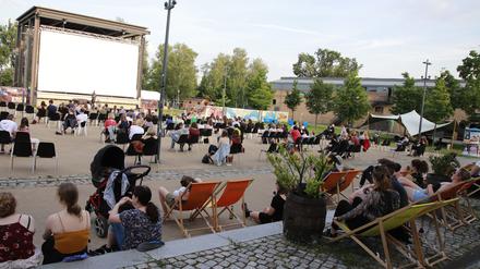 Das Waschhaus Potsdam hat seine Chance auf den Sommer genutzt und einen Openairbetrieb unter Corona-Bedingungen begonnen. 