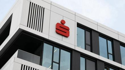 Die Sparkasse warnt: Niemals Zugangsdaten herausgeben.