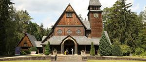 Die Friedhofskapelle auf dem Südwestkirchhof stellt in der Serie "Dark" die Kirche der fiktiven Kleinstadt Winden dar.