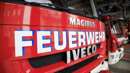 Die Rettungskräfte rückten mit einem Großaufgebot am Brandort an.