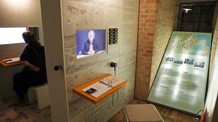 Ausstellung im Belvedere auf dem Potsdamer Pfingstberg zur Geschichte des Hauses zwischen 1945 und 1994.
