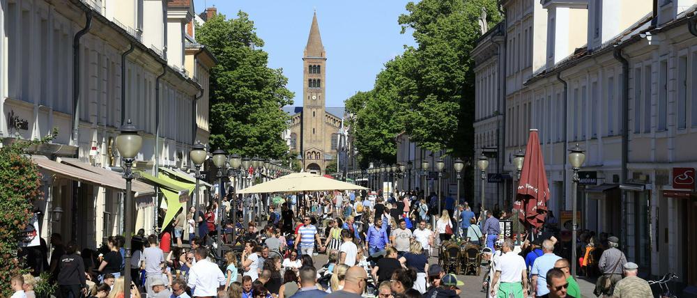 Auf der beliebten und gut besuchten Brandenburger Straße soll zukünftig an das filmische Erbe made in Potsdam erinnert werden.