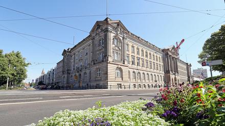 Das Gebäude der Hauptpost
