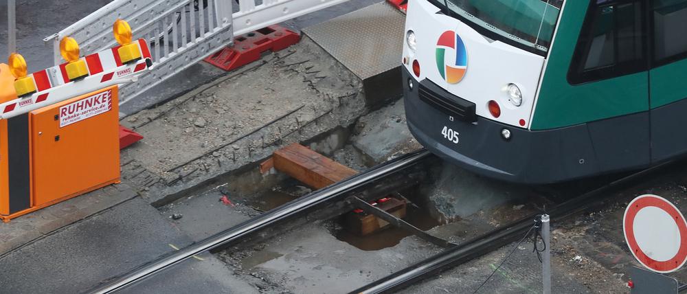 Die Sanierung der Langen Brücke hat auch Auswirkungen auf den Tramverkehr in Potsdam.