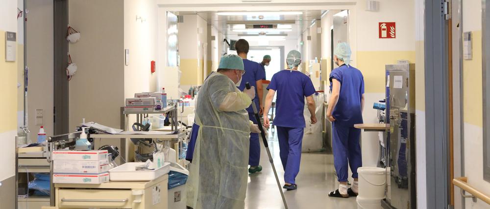 Mitarbeiter des Klinikums Ernst von Bergmann in Potsdam. 