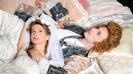 Das Neue Globe Theater Potsdam zeigt "Der tollste Tag oder Figaros Hochzeit" von Peter Turrini.