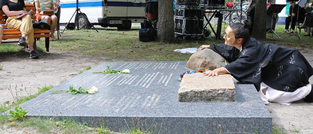 Gedenken am Hiroshima-Nagasaki-Platz in Babelsberg am 25. Juli 2020.