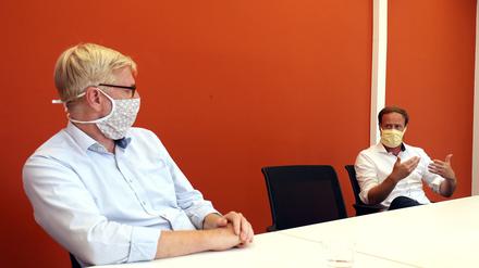 Die zwei Interims-Geschäftsführer Hans-Ulrich Schmidt (l.) und Tim Steckel.