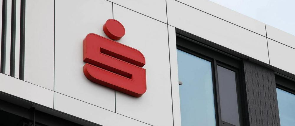 Sitz der Mittelbrandenburgischen Sparkasse in der Saarmunder Strasse in Potsdam.