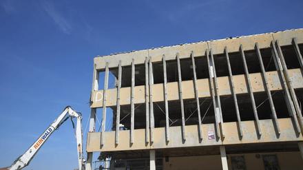 Der Abriss der Fachhochschule in der Potsdamer Innenstadt im Juli 2018.
