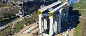 Nachholbedarf. Während der Neubau des Schiffshebewerks immerhin schon steht, bedarf es im touristischen Umfeld noch Neuerungen und Nachbesserungen.