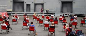 Theater im Gasometer an der Schiffbauergasse.