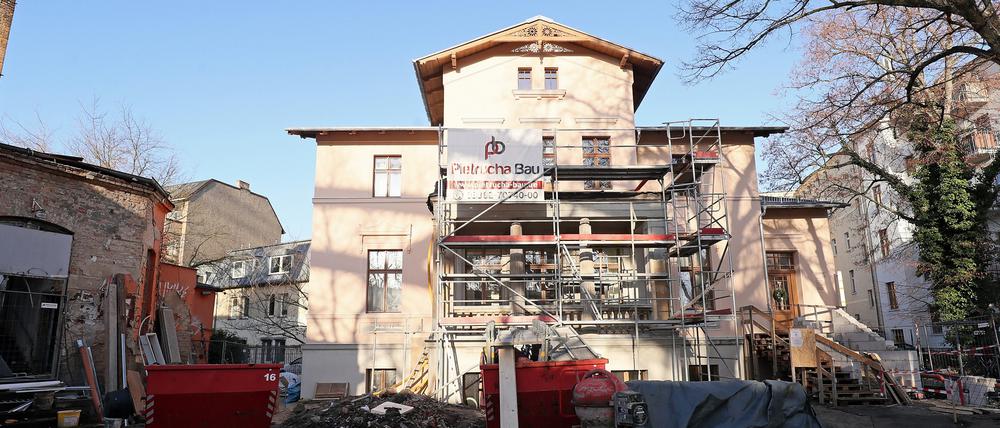 Das ehemalige Kino Charlott in der Zeppelinstraße.