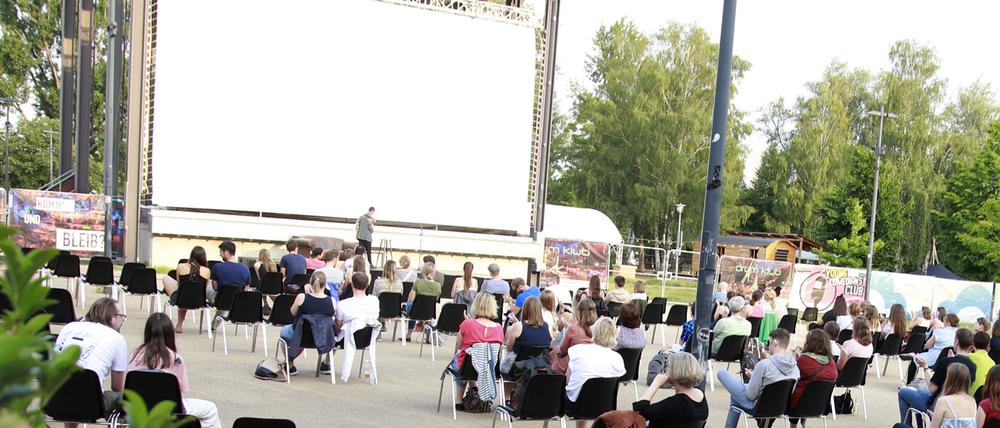 Im Open Air Kino am Waschhaus läuft am Samstagabend "Bohemian Rhapsody".