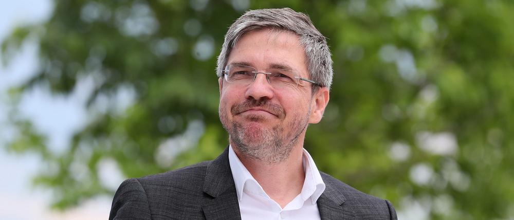 Oberbürgermeister Mike Schubert leidet an einer langwierigen Augenverletzung.