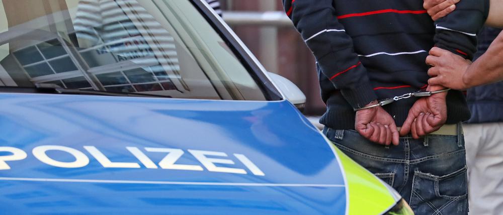 Ein 48-Jähriger Mann hatte im März eine Frau entführt und körperlich misshandelt.