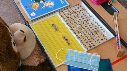 Vor rund vier Wochen haben die Schulen in Brandenburg unter den Corona-Bedingungen wieder ihre regulären Betrieb aufgenommen. 