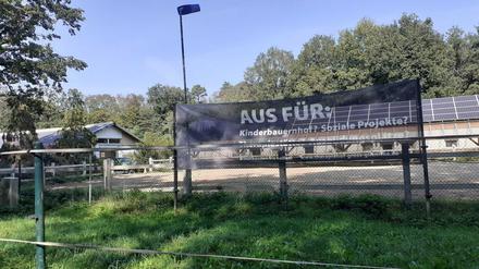 Der von Abrissverfügungen bedrohte Hof am Eichengrund, Groß Glienicke