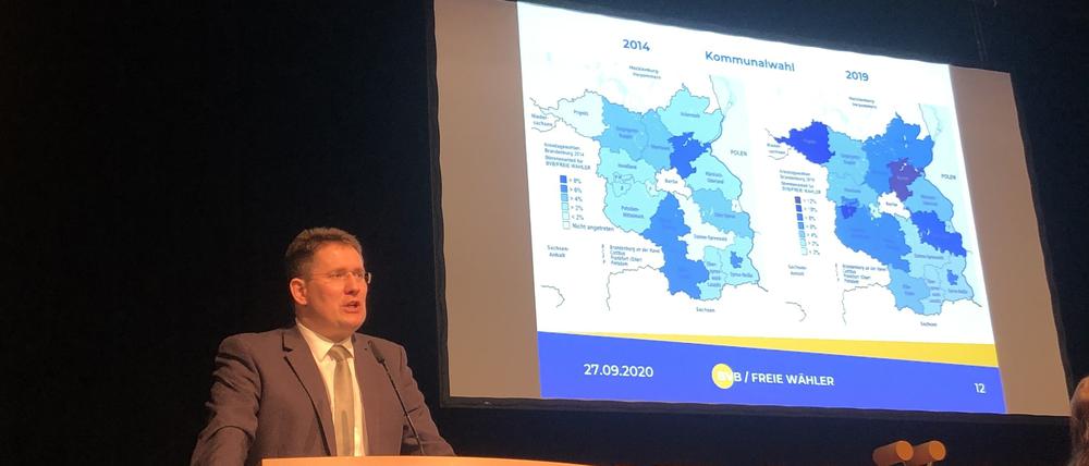 Peter Vida bei der Versammlung in Neuruppin