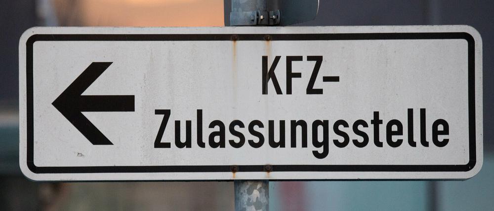 Die Zulassungsbehörde in Werder (Havel) hat derzeit zu wenig Mitarbeiter (Symbolbild).