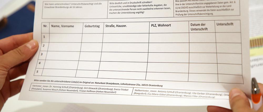 Volksinitiativen wie die für eine Ausrufung des Klimanotstandes haben wegen Corona Probleme bei der Unterschriftensammlung. 
