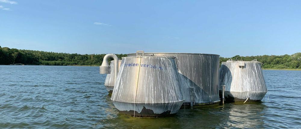 Der Wasserstand sinkt. Die Sauerstoffanreicherungsanlage ist seit Jahrzehnten außer Betrieb.