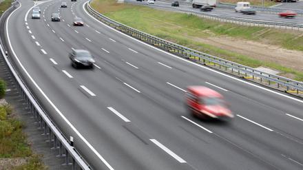 Fahrten über die A10 Richtung Berlin oder Hamburg dauern am Wochenende länger.