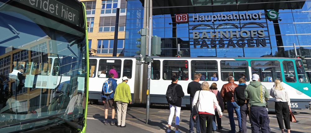 Am Hauptbahnhof soll der Straßenbahnverkehr unterbrochen werden.