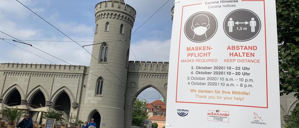 Für die Einheitsfeier am 3. und 4. Oktober ist in großen Teilen der Potsdamer Innenstadt Maskenpflicht angeordnet.