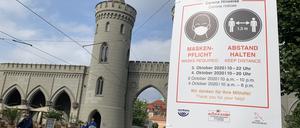 Für die Einheitsfeier am 3. und 4. Oktober ist in großen Teilen der Potsdamer Innenstadt Maskenpflicht angeordnet.